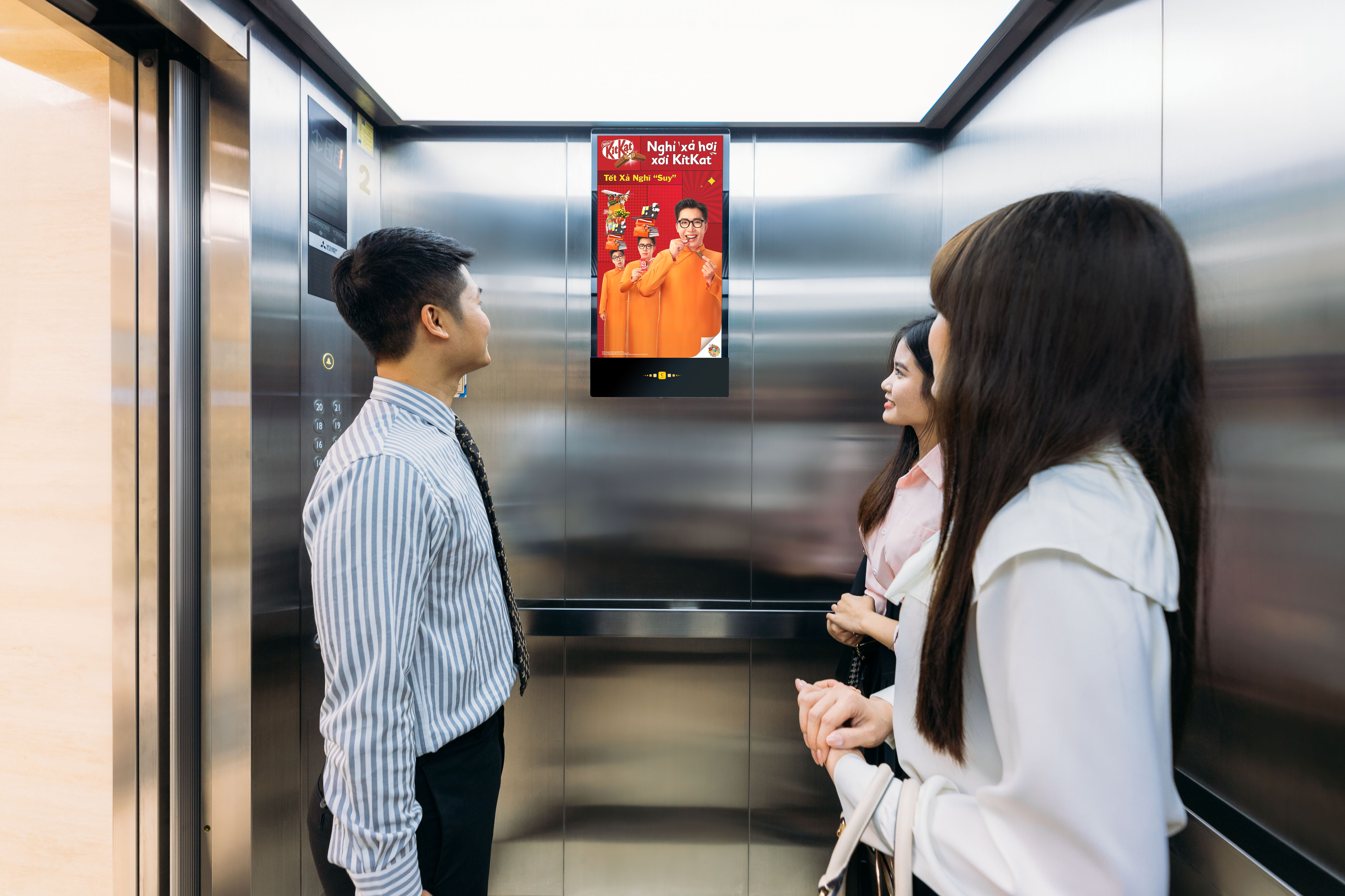 Kênh Quảng cáo Thang máy với TVC của một thương hiệu FMCG dịp Tết