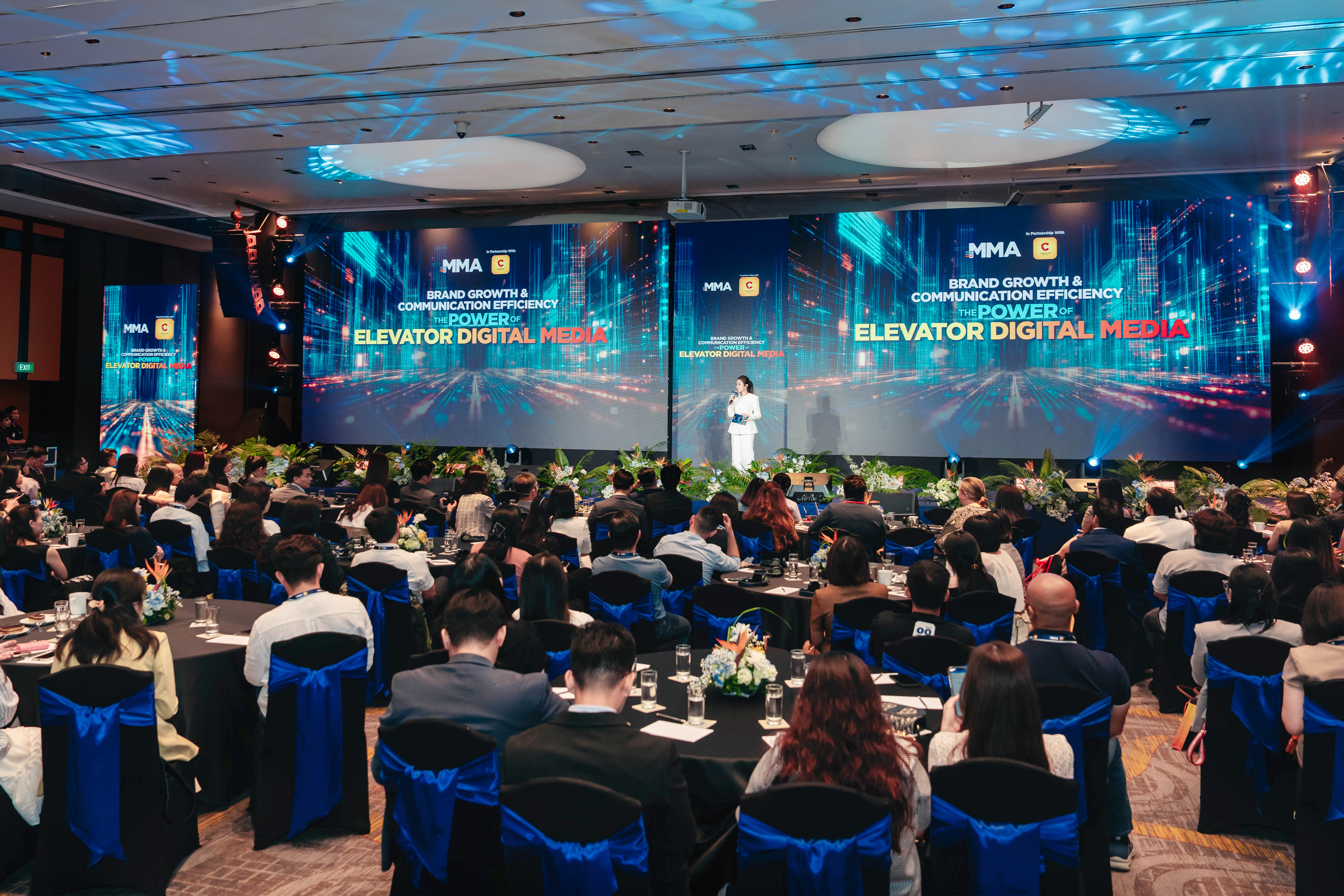 The forum attracted over 500 leading marketing experts