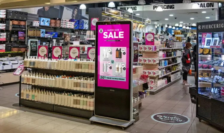 Cho phép cập nhật nhanh, linh hoạt các chương trình ưu đãi và sự kiện để thu hút khách hàng kịp thời.