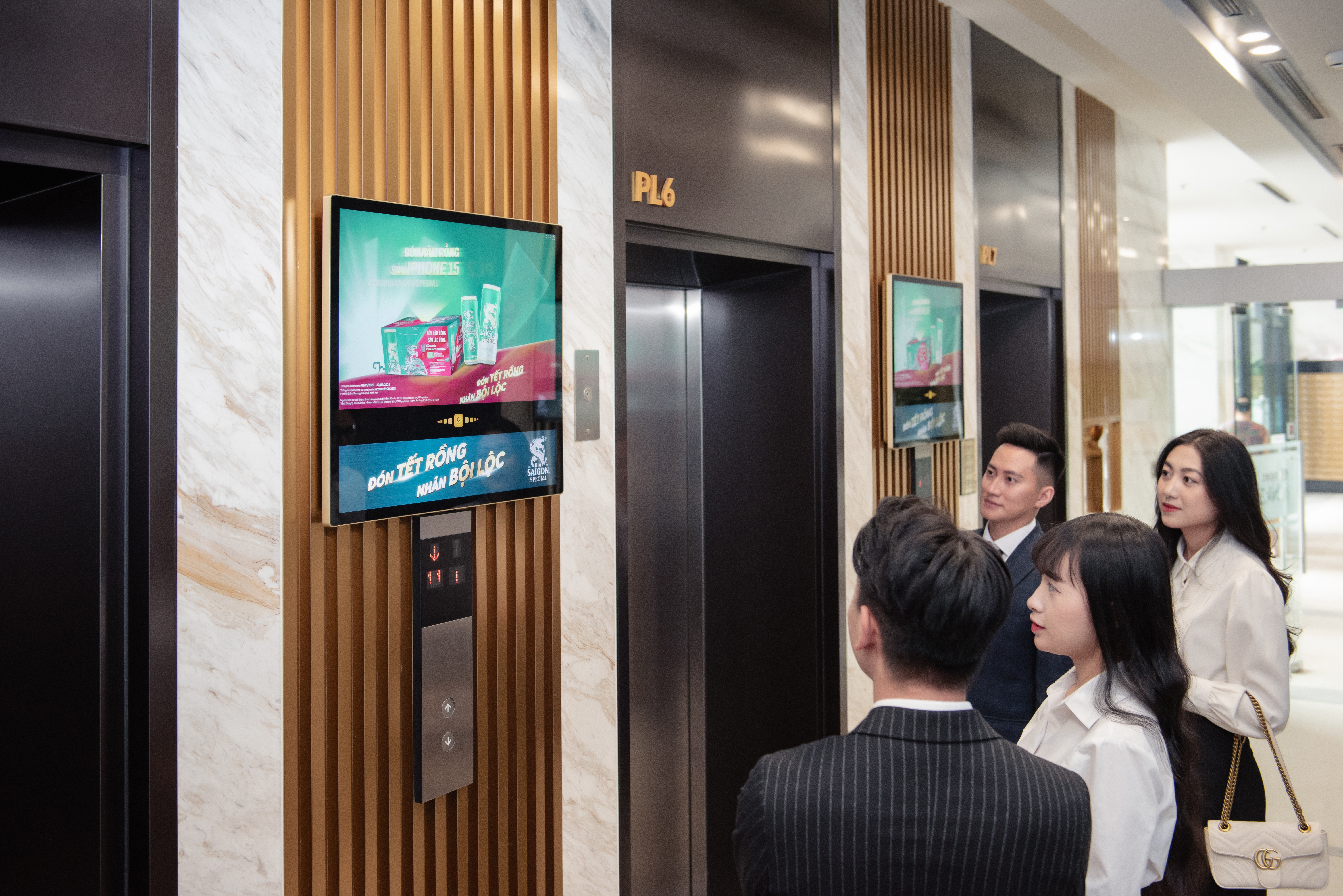 Advertisements that reach the right target audience is the strength of Chicilon Media's elevator digital advertising