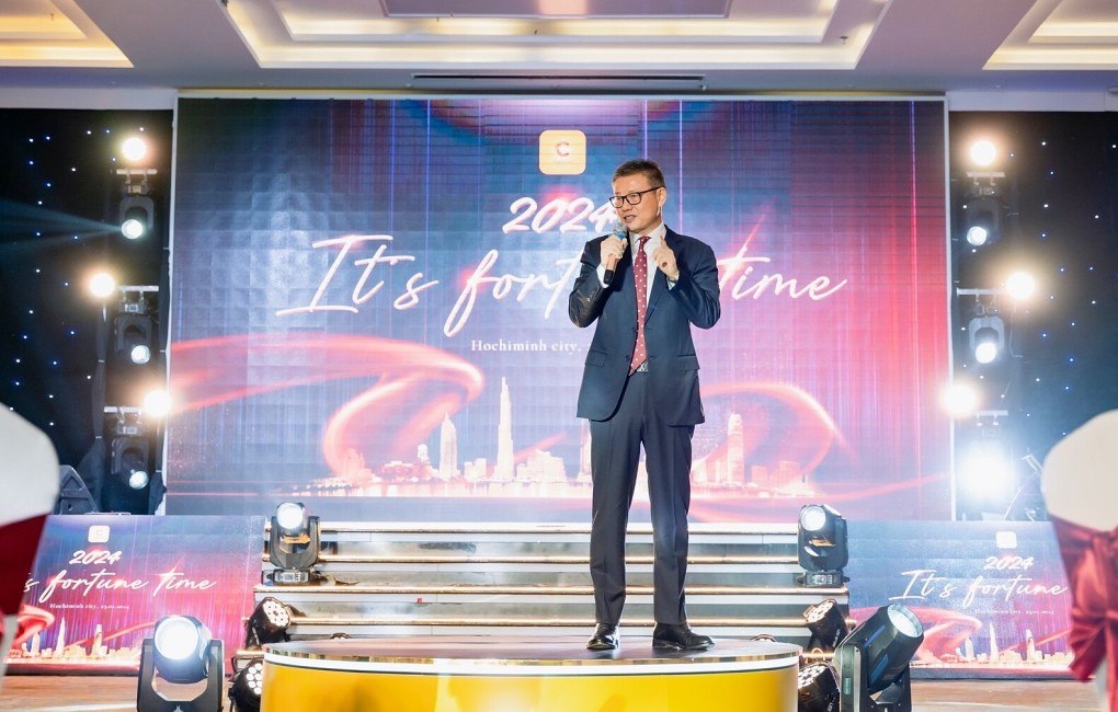 Mr. Guo Zhi Feng, Chairman of Chicilon Media, sharing at the event