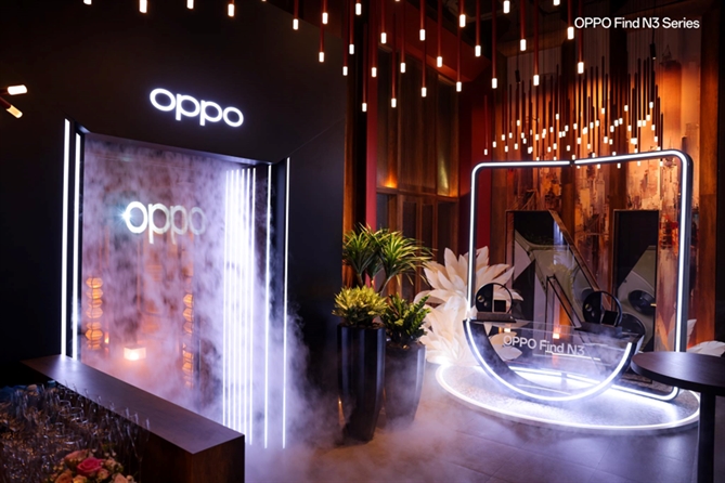 Đêm tiệc ra mắt Oppo Find N3