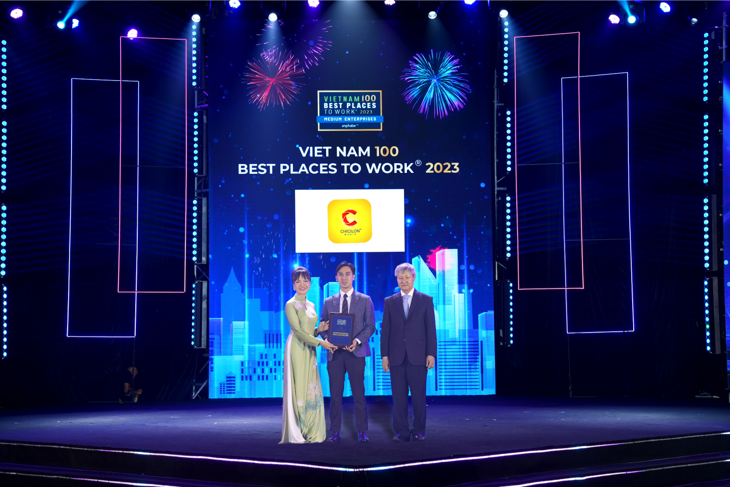 千禧龙传媒入选越南最佳工作场所100 强