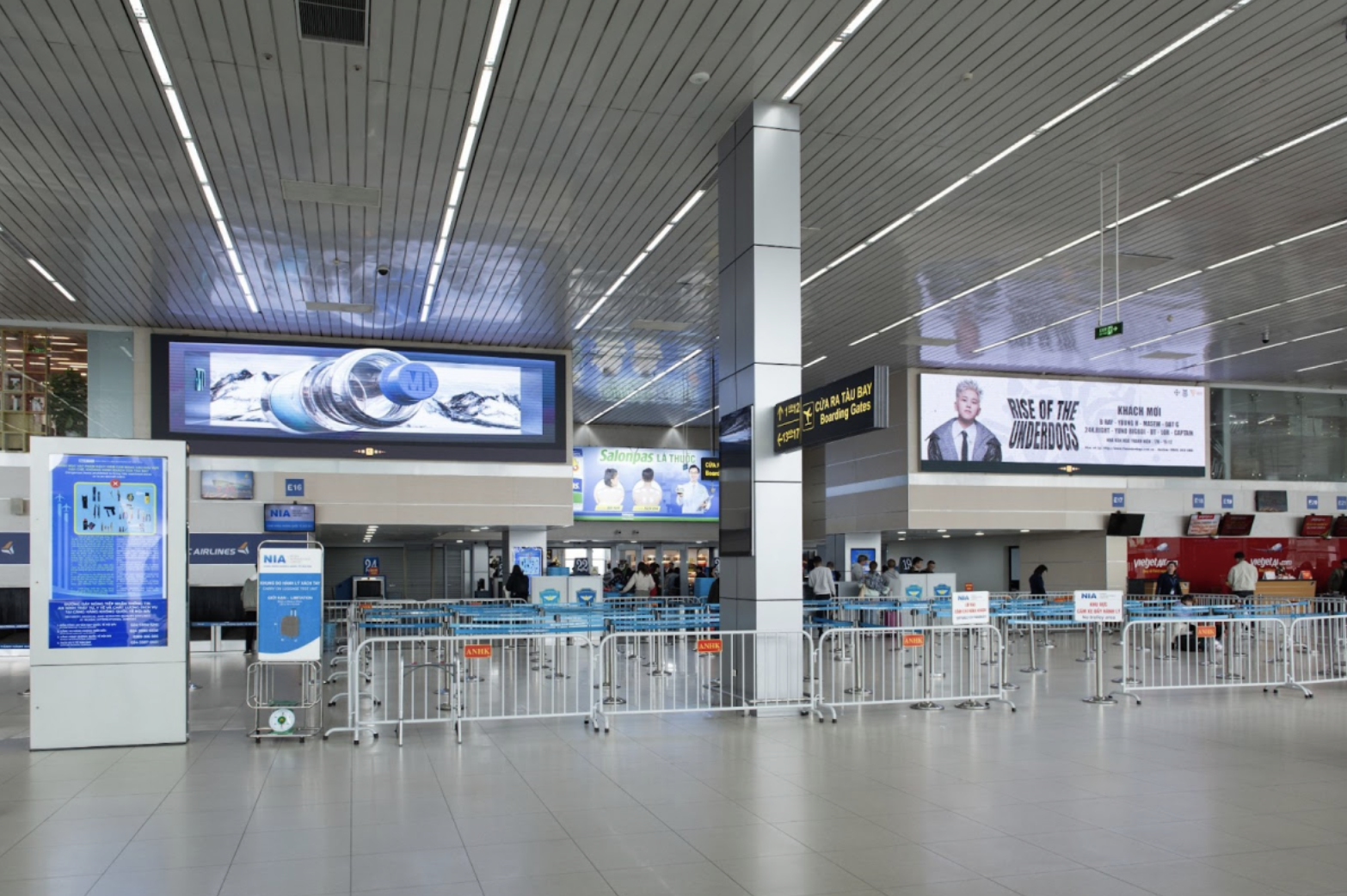 Hệ thống màn hình LED lớn phủ sóng tại sân bay của Chicilon Media
