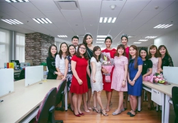 Top 3 Hoa Hậu Hoàn Vũ Việt Nam 2017 giao lưu cùng Chicilon Media