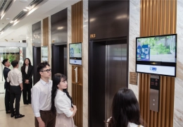 Sự dịch chuyển từ Tivi tới màn hình thang máy: Tiềm năng mới cho các nhà quảng cáo