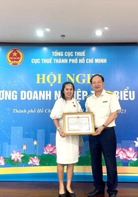 Chicilon Media nhận biểu dương của cơ quan thuế nhà nước